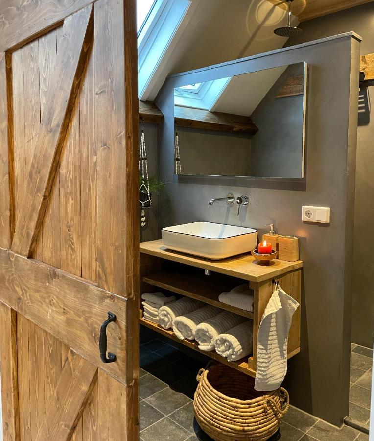 B&B Droom In De Polder -De Salon- Luxe Appartement Met Prive-Sauna Арнемайден Екстериор снимка