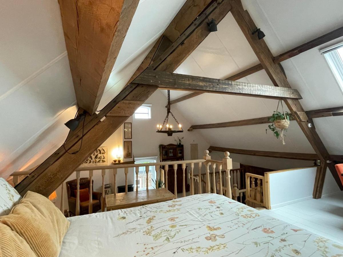 B&B Droom In De Polder -De Salon- Luxe Appartement Met Prive-Sauna Арнемайден Екстериор снимка